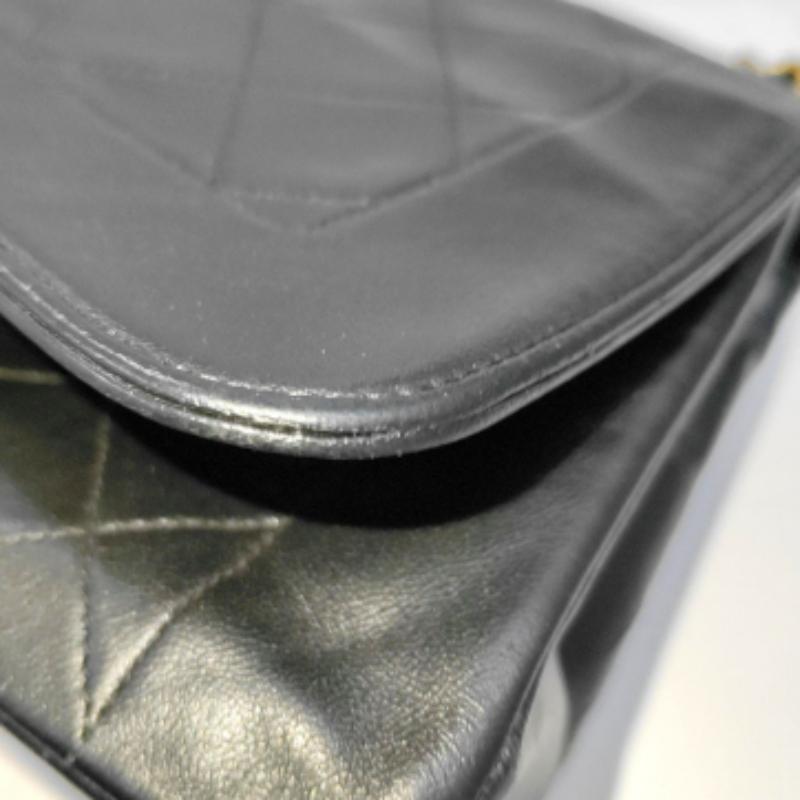 Chanel Diana CC Flap Bag Medium Vintage Black Lambskin Leather with 24k Gold HW 6