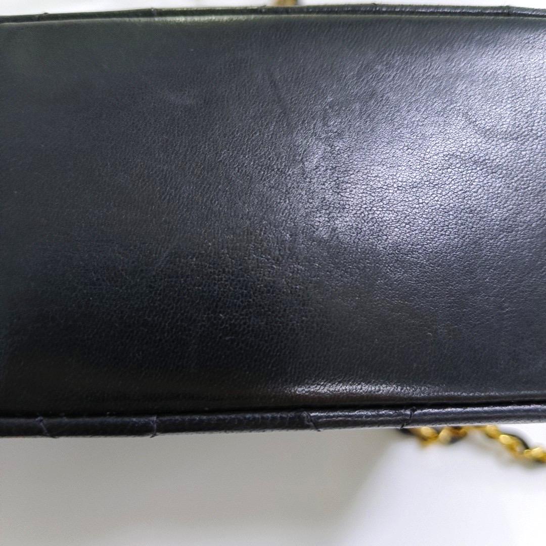 Chanel Diana CC Klappentasche Medium Vintage Schwarzes Lammfell Leder mit 24k Gold HW im Angebot 16