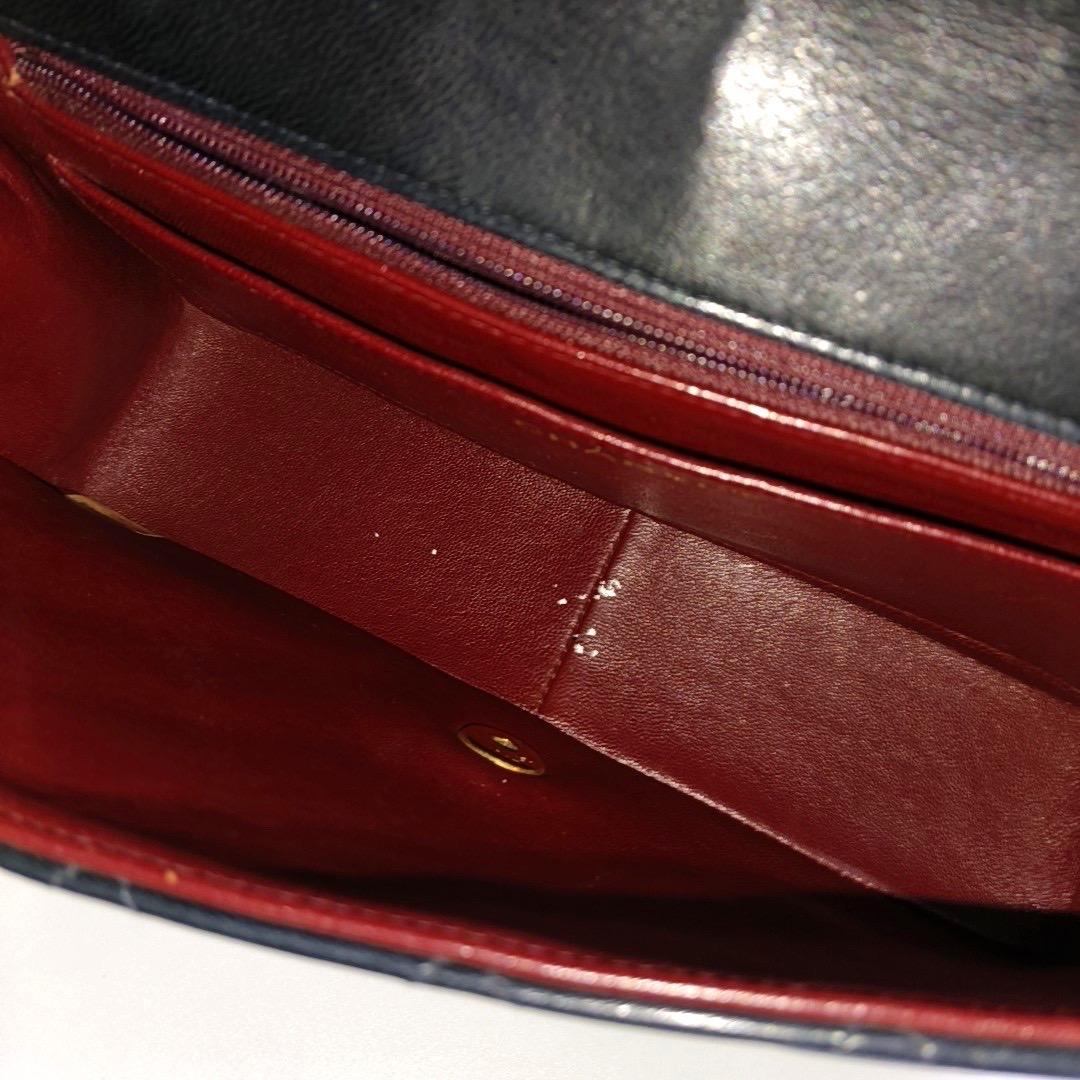 Chanel Diana CC Klappentasche Medium Vintage Schwarzes Lammfell Leder mit 24k Gold HW im Angebot 2