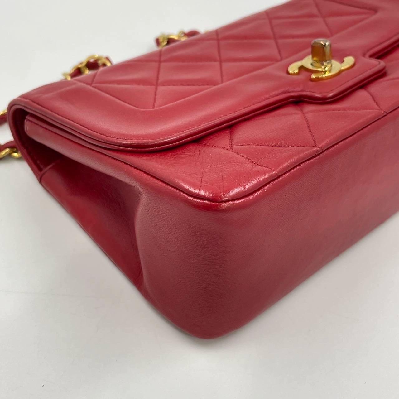 Chanel Diana CC Flap Bag Small Vintage Red Lambskin Leather with 24k Gold HW, 19 14