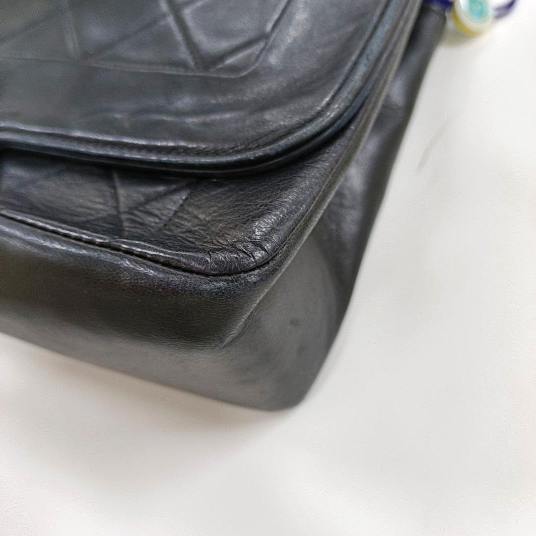 Chanel Diana CC Flap Bag Vintage Black Lambskin Leather with 24k Gold HW, 1989 For Sale 14