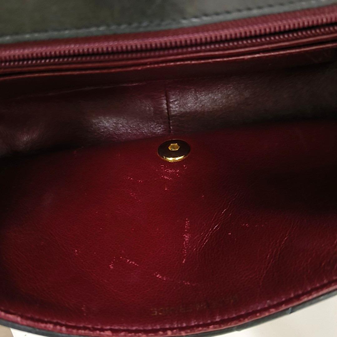 Chanel Diana CC Flap Bag Vintage Black Lambskin Leather with 24k Gold HW, 1989 For Sale 16