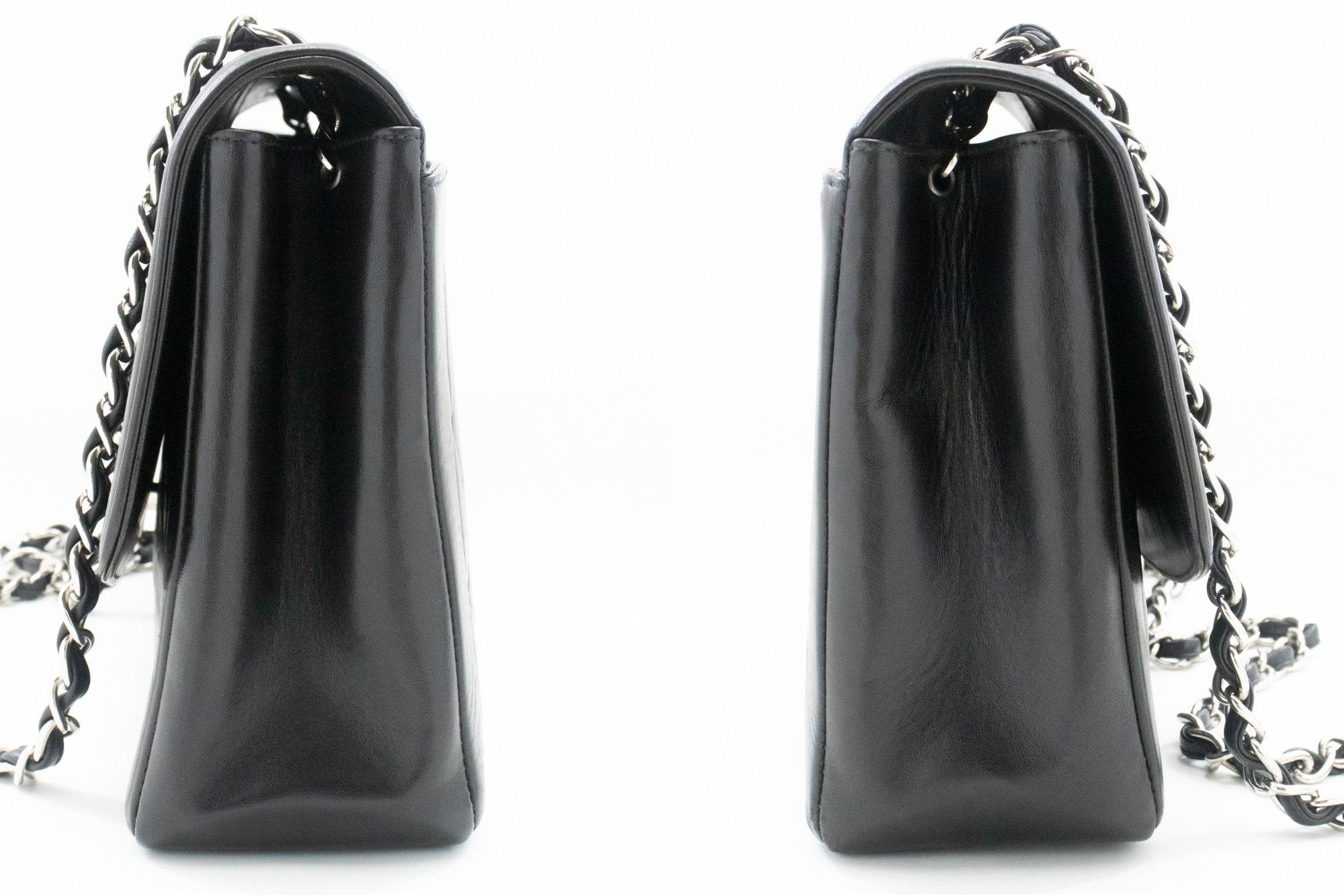 CHANEL Diana Flap Large Silver Chain Shoulder Bag Black Quilted en vente 1