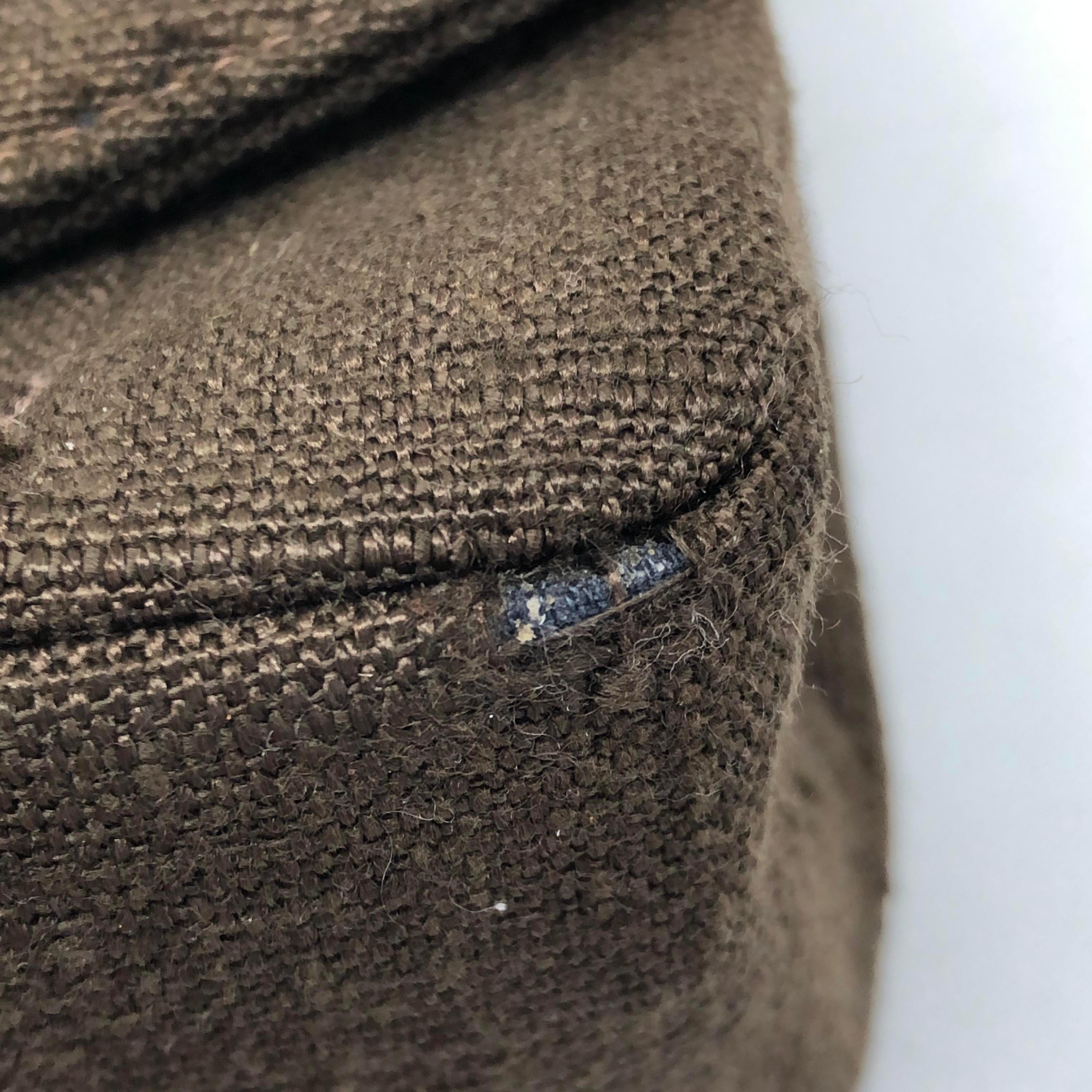 Chanel Diana Medium Brown Tissu à rabat unique avec HW plaqué or 24 carats en vente 9