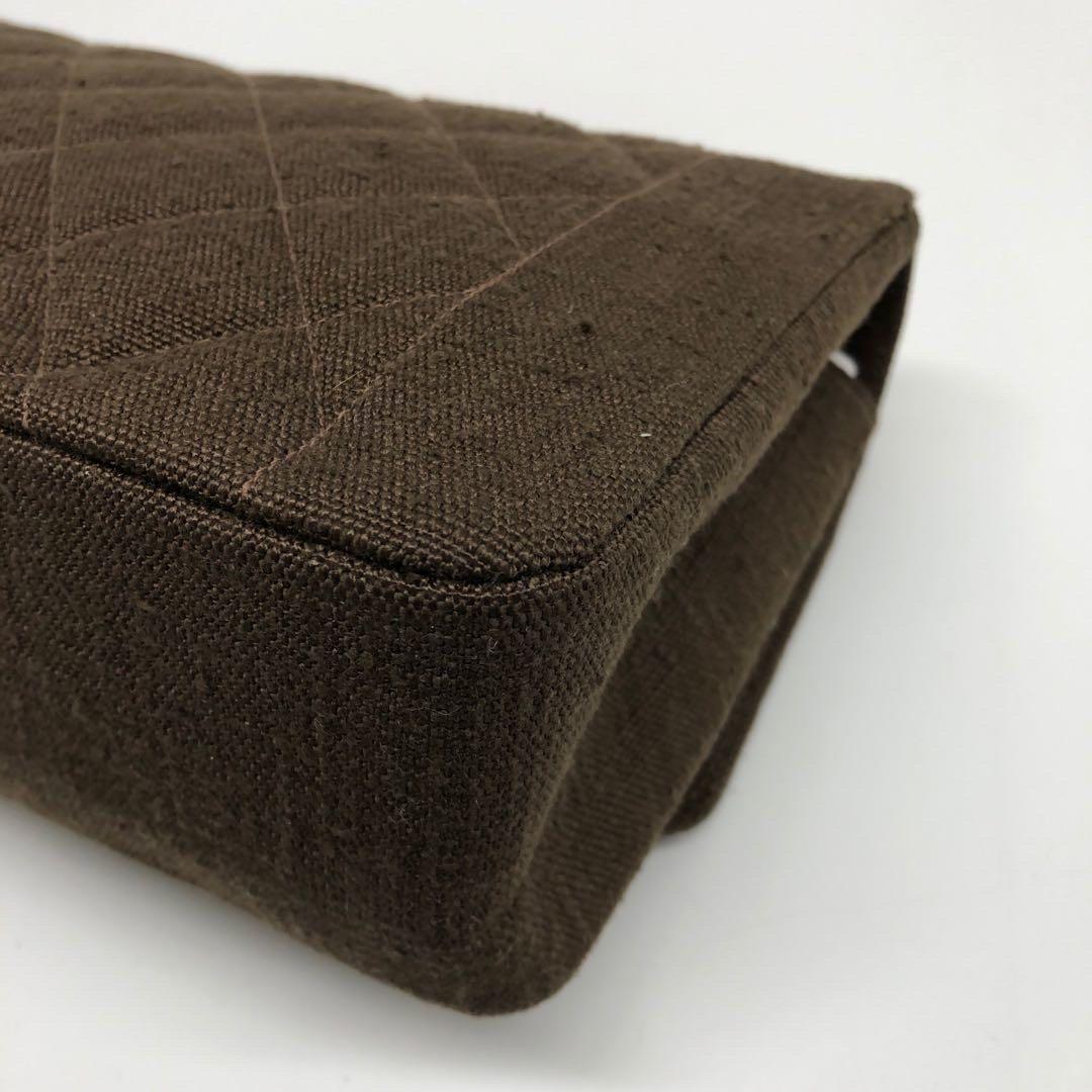 Chanel Diana Medium Brown Tissu à rabat unique avec HW plaqué or 24 carats en vente 3