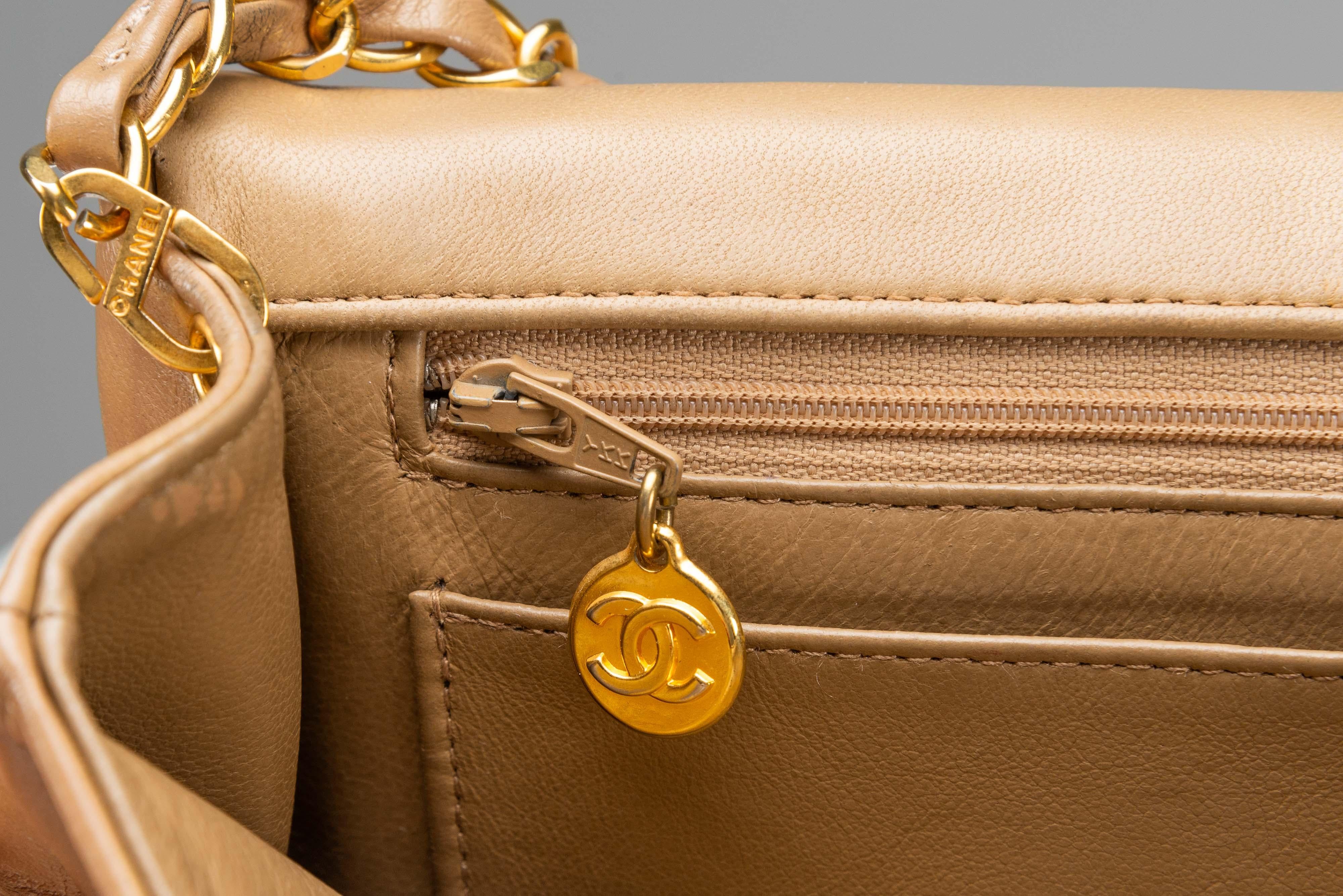 Chanel Diana Medium Light Brown 24k Gold Hardware For Sale 10