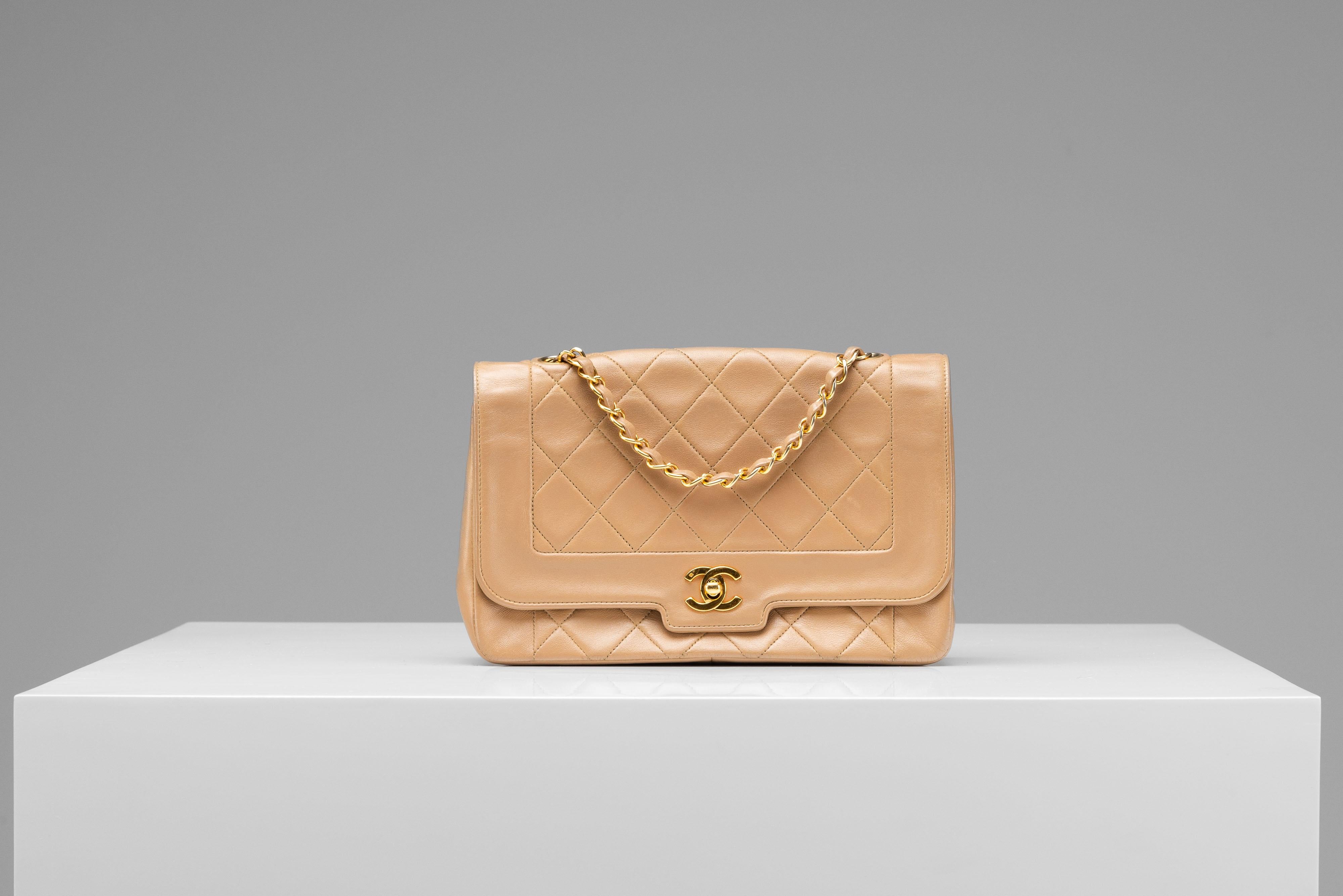 Chanel Diana Medium Light Brown 24k Gold Hardware For Sale 2