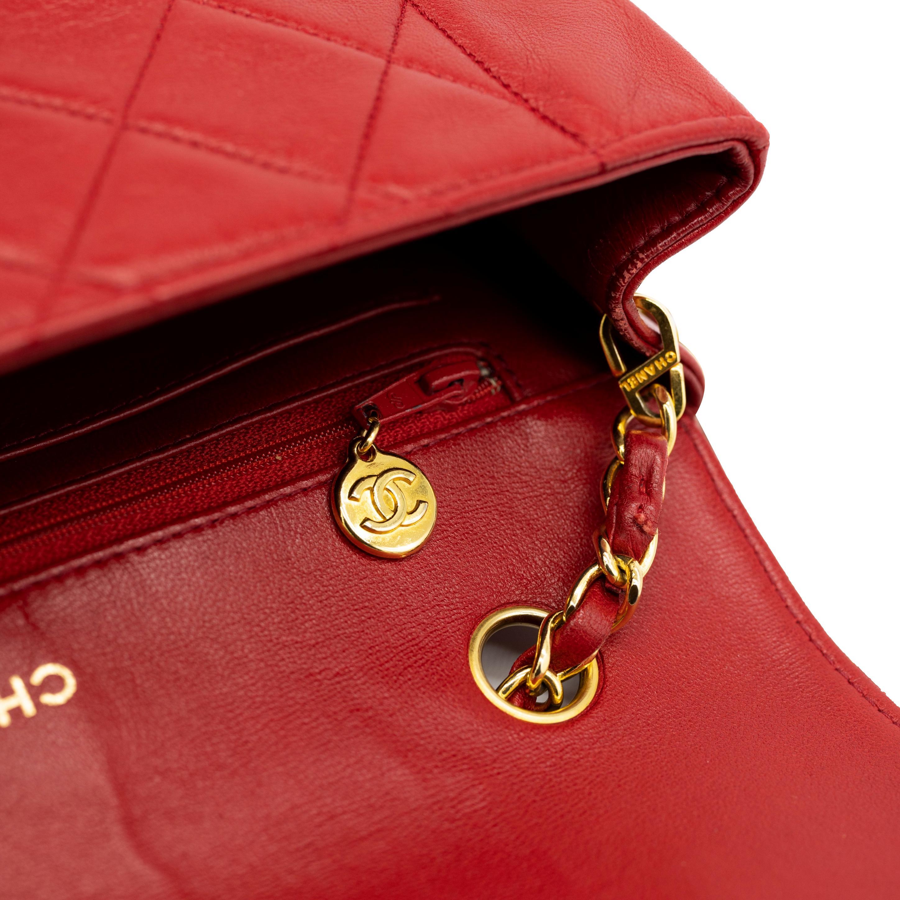 Chanel Diana Quilted Red Lambskin Flap Mademoiselle Chain Shoulder Bag, 1989. For Sale 5