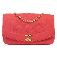 CHANEL Diana Shoulder bag in Pink NA