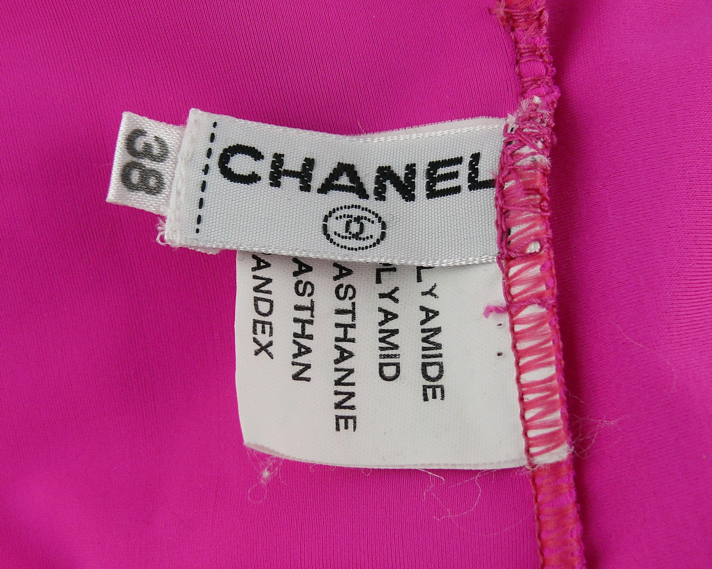 CHANEL Documented Vintage 1994 Pink One-Pïece Swimsuit CC Logo & Flags 8