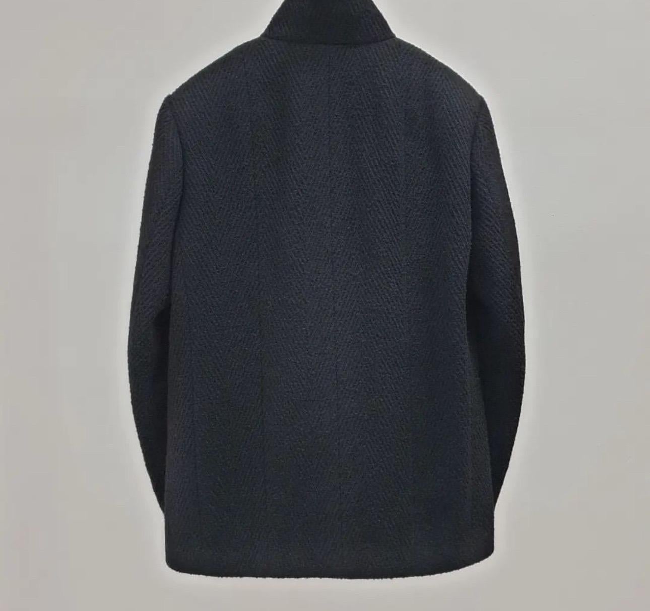 Chanel Wool Coat
CC logo buttons
Sz.38
Never worn condition.