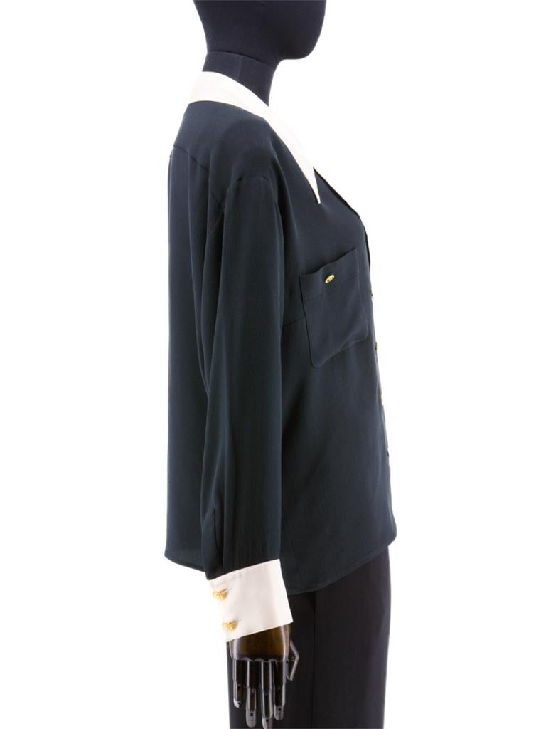 Chanel Zweireihige Seidenbluse im Zustand „Gut“ in London, GB