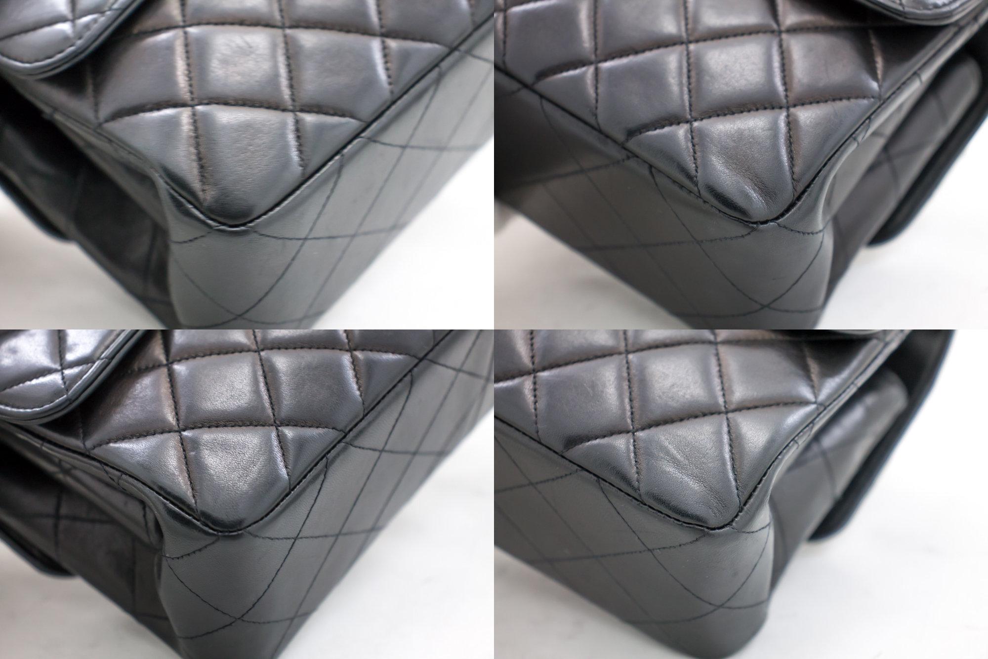 CHANEL Borsa a tracolla con catena a doppia faccia W Flap nera trapuntata 1