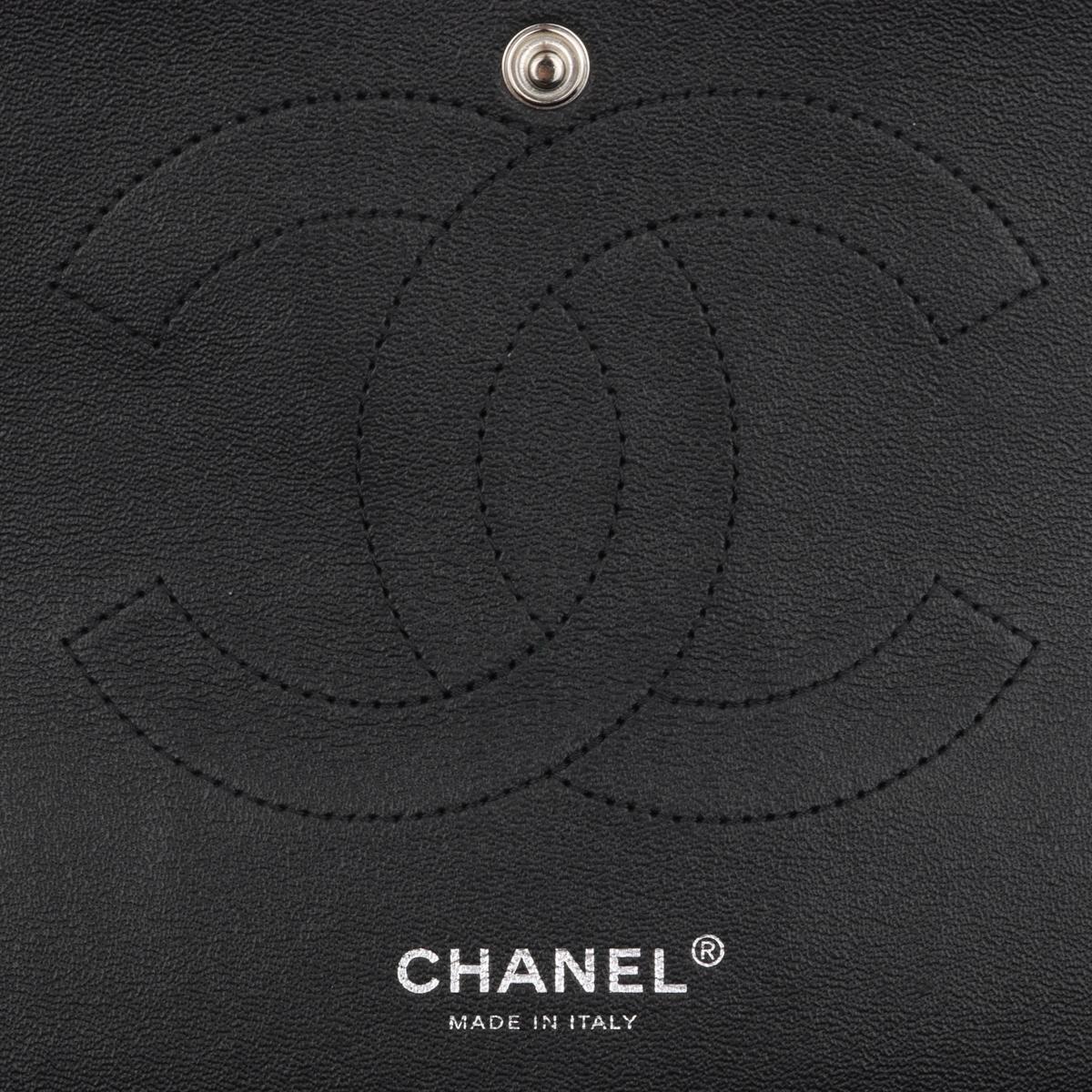 CHANEL Double Flap Jumbo Bag Black Iridescent Caviar with Gunmetal Hardware 2018 10