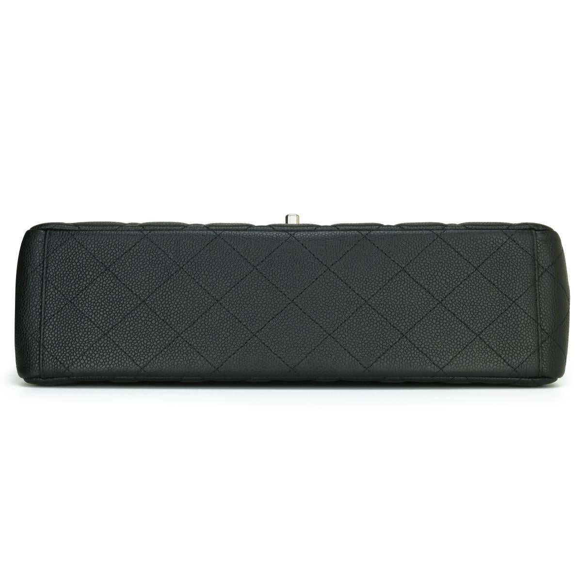 CHANEL Double Flap Maxi Bag Black Caviar with Silver Hardware 2014 en vente 3