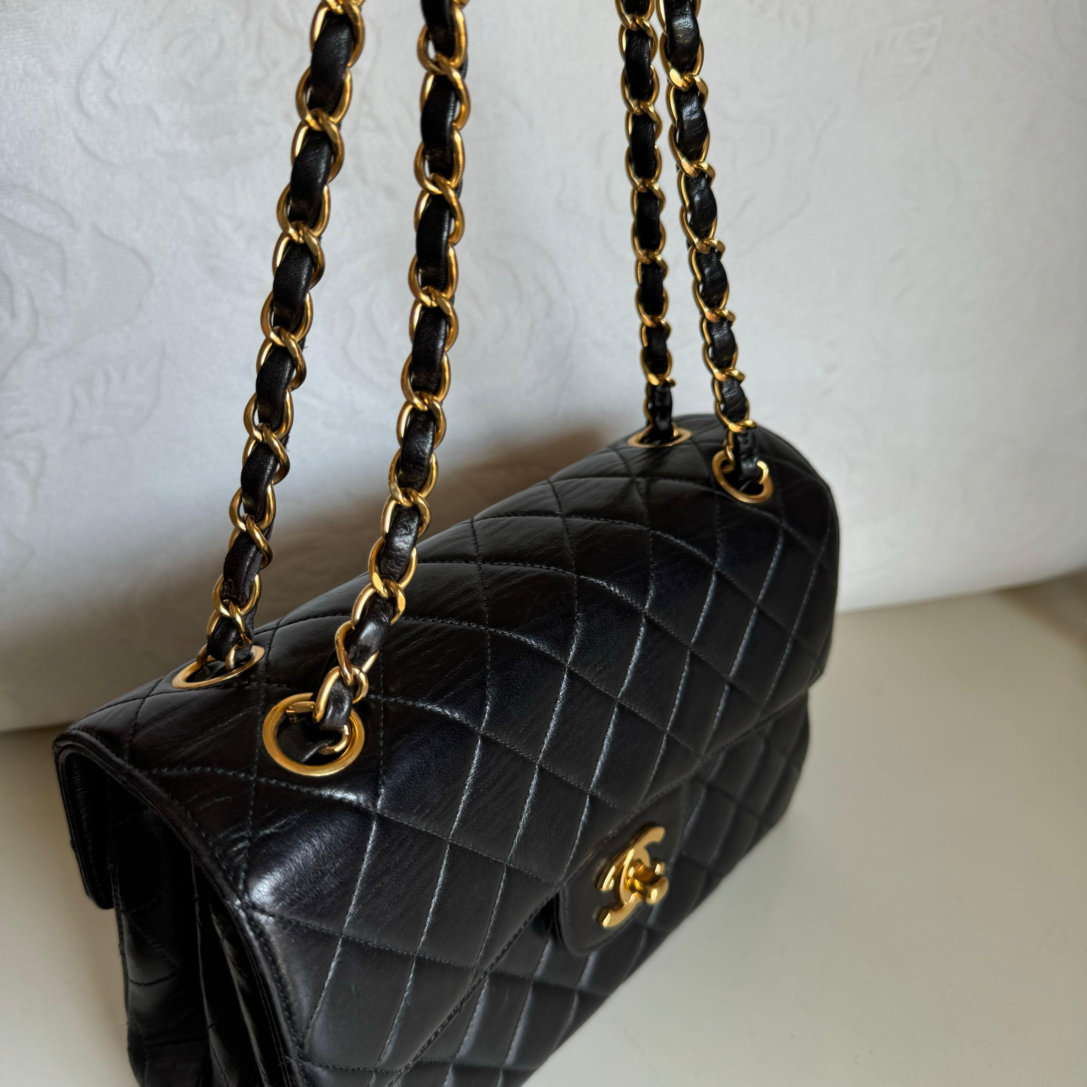 Chanel Double Sided Flap Black Lambskin Leather 24k Gold Hardware, 1996-1997 For Sale 5