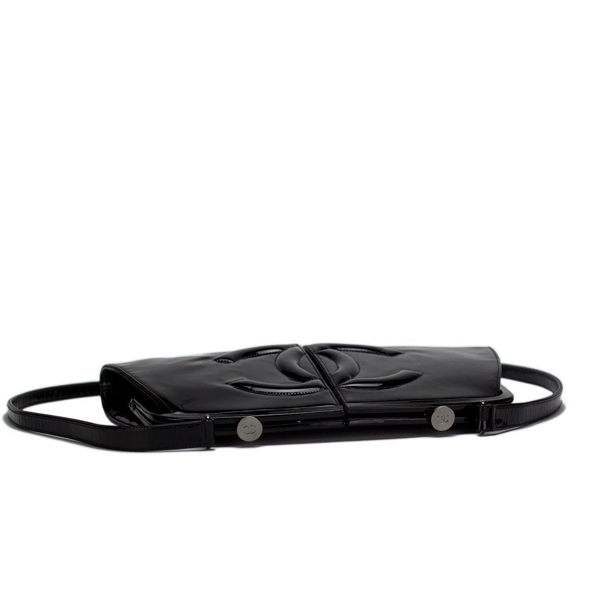 Chanel 2007 Double Twin Split Frame Laufsteg Cross Body Bag aus schwarzem Lackleder im Angebot 2
