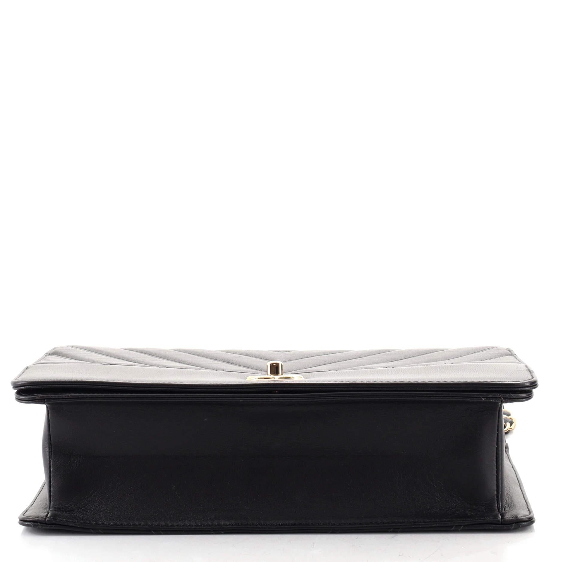 Women's or Men's Chanel Double Stitch Full Flap Bag Chevron Lambskin Large