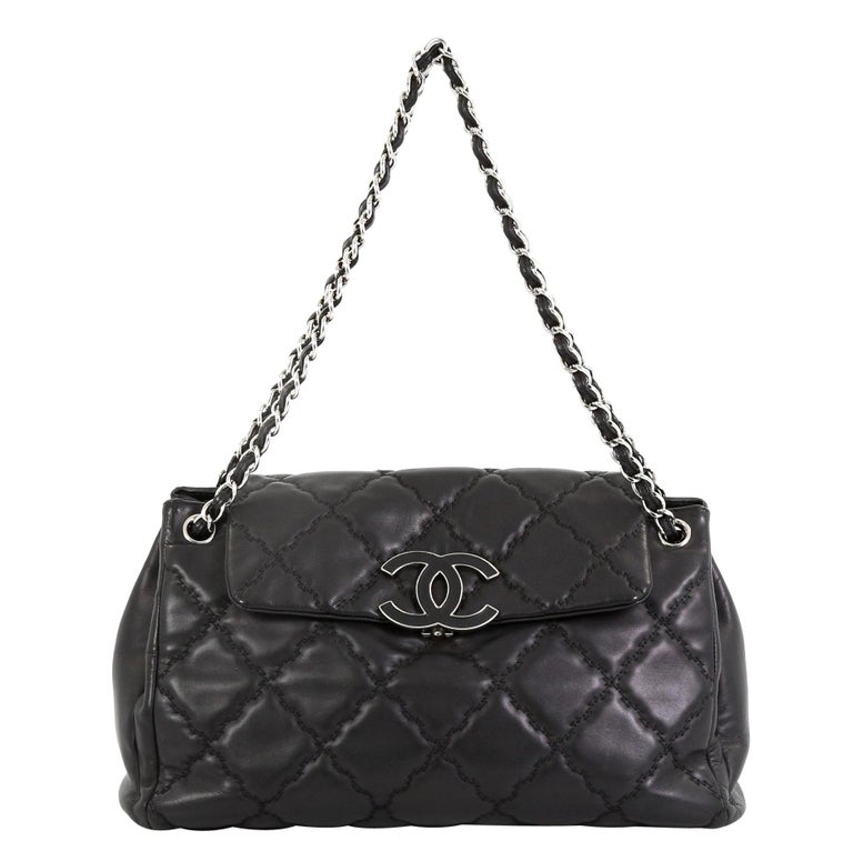 Chanel 14470368 Black Caviar Quilted Expandable Zip Shoulder Bag