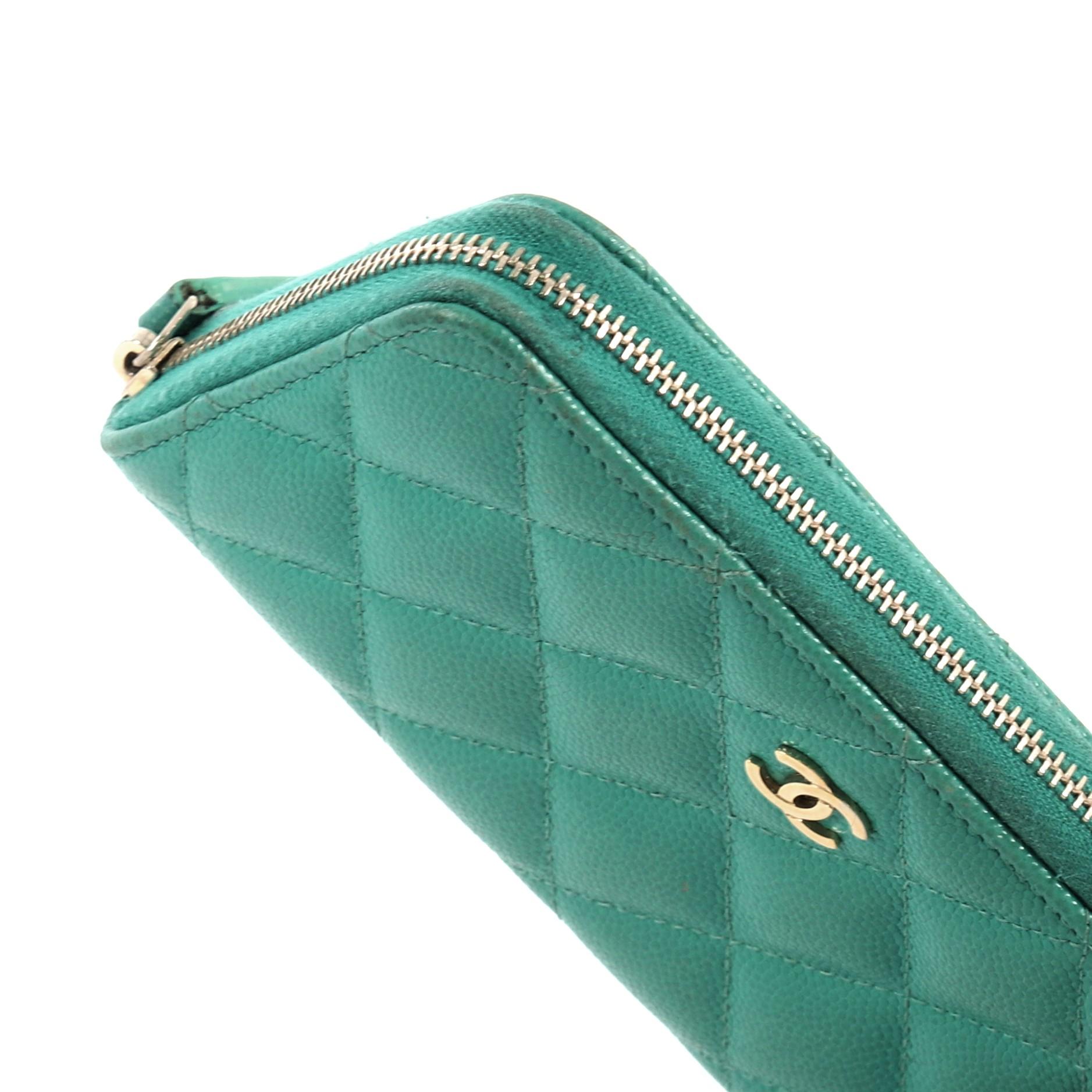 Women's Chanel Double Zip Around Wallet Quilted Caviar Small