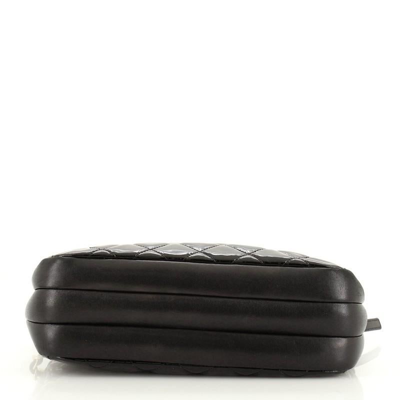 da uomo o donna Chanel Pochette con doppia zip e catena con brevetto trapuntato medio