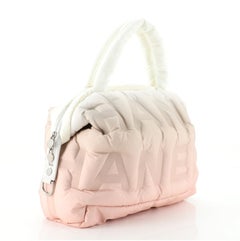 Chanel Doudoune Tote Nylon Embossé Large