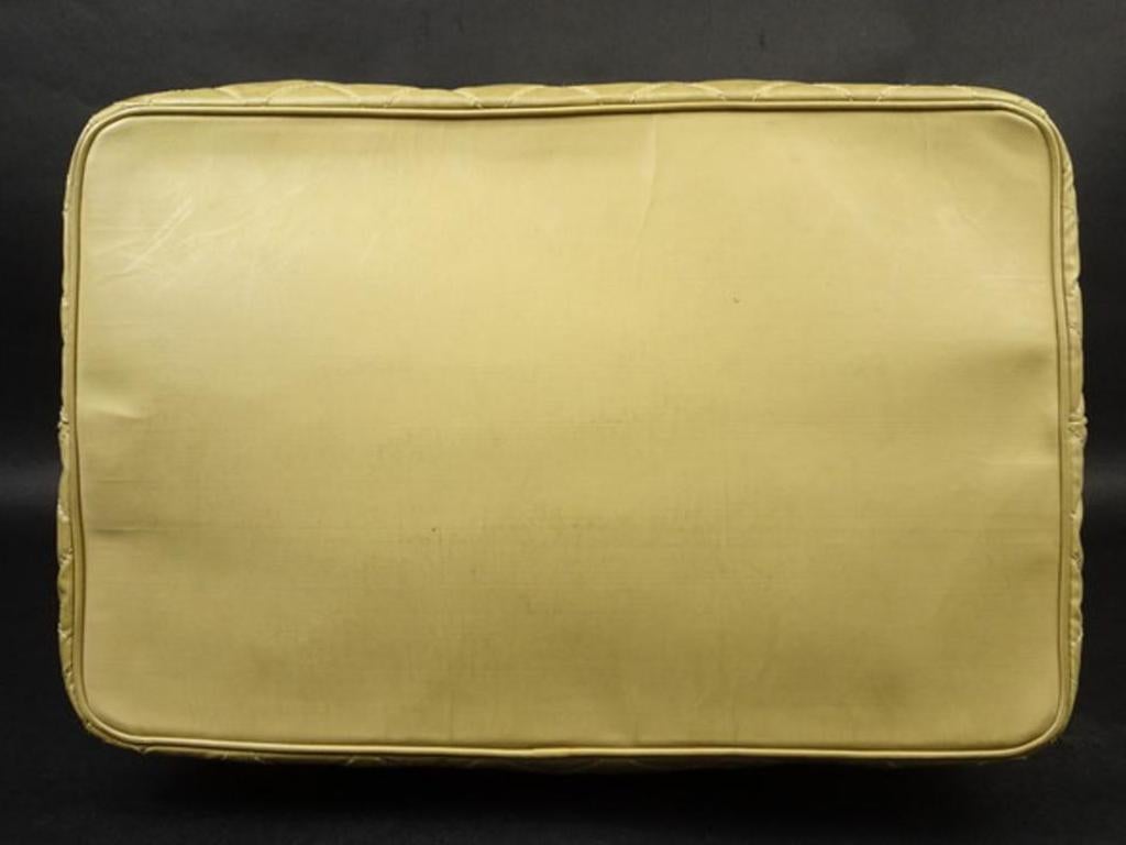 Chanel Drawstring Hobo Quilted Jumbo 217632 Beige Rubber Shoulder Bag In Fair Condition For Sale In Forest Hills, NY