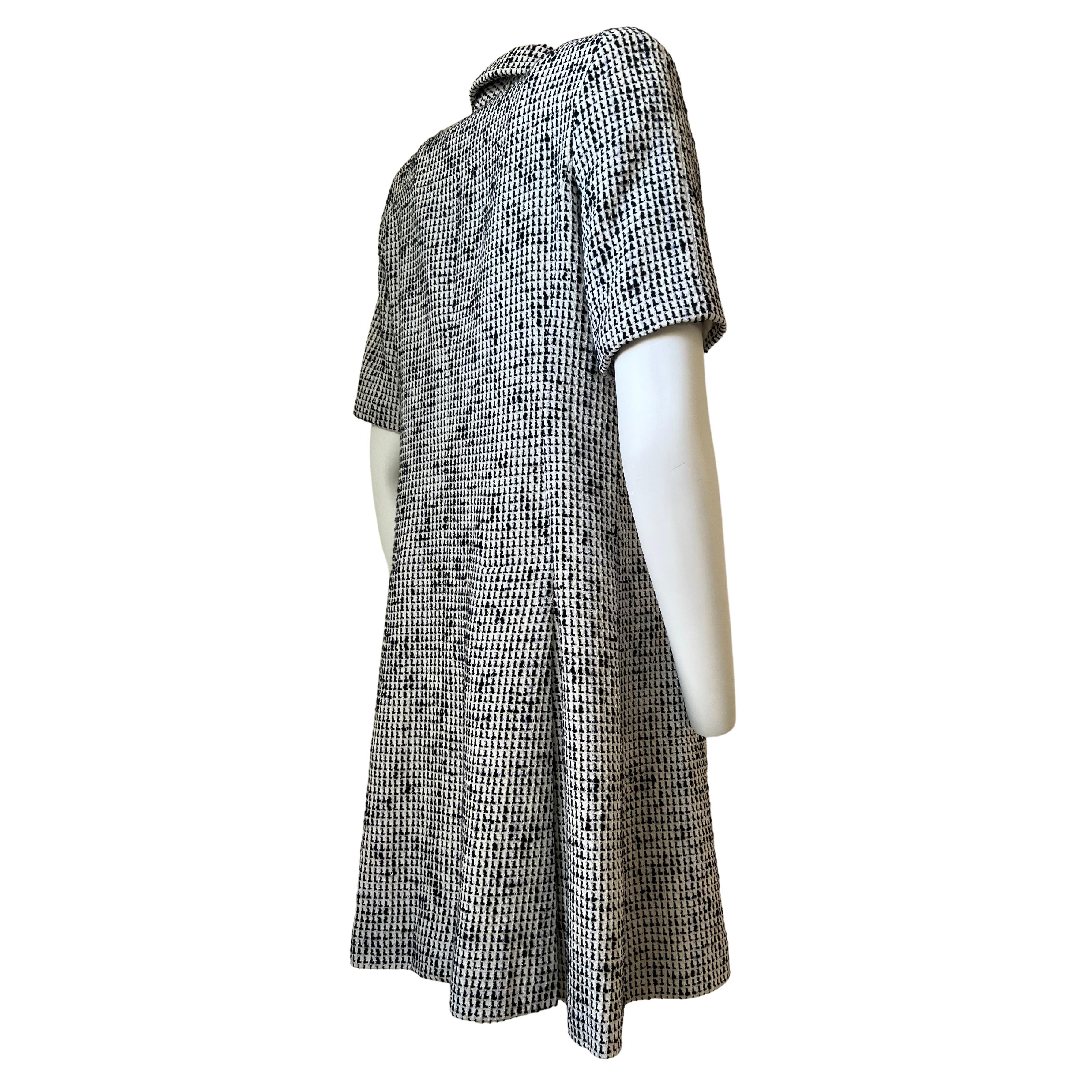Women's or Men's Chanel Dress Coat Black and White Tweed 2010 For Sale