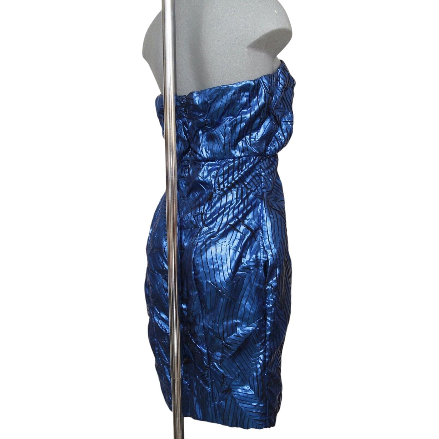 CHANEL Dress Strapless Blue Metallic Gripoix CC Plaque 2012 Sz 40 For Sale 2
