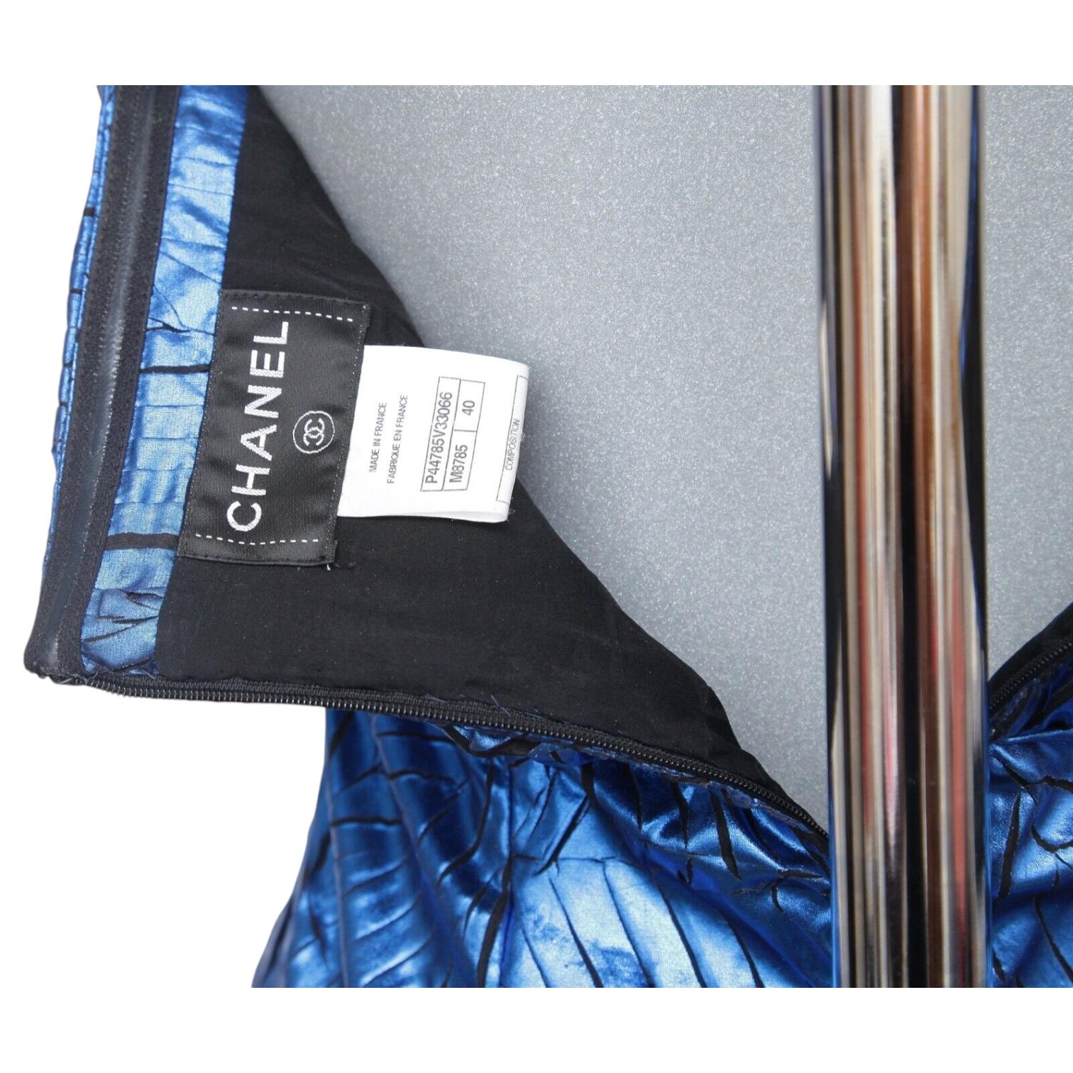 CHANEL Dress Strapless Blue Metallic Gripoix CC Plaque 2012 Sz 40 For Sale 4