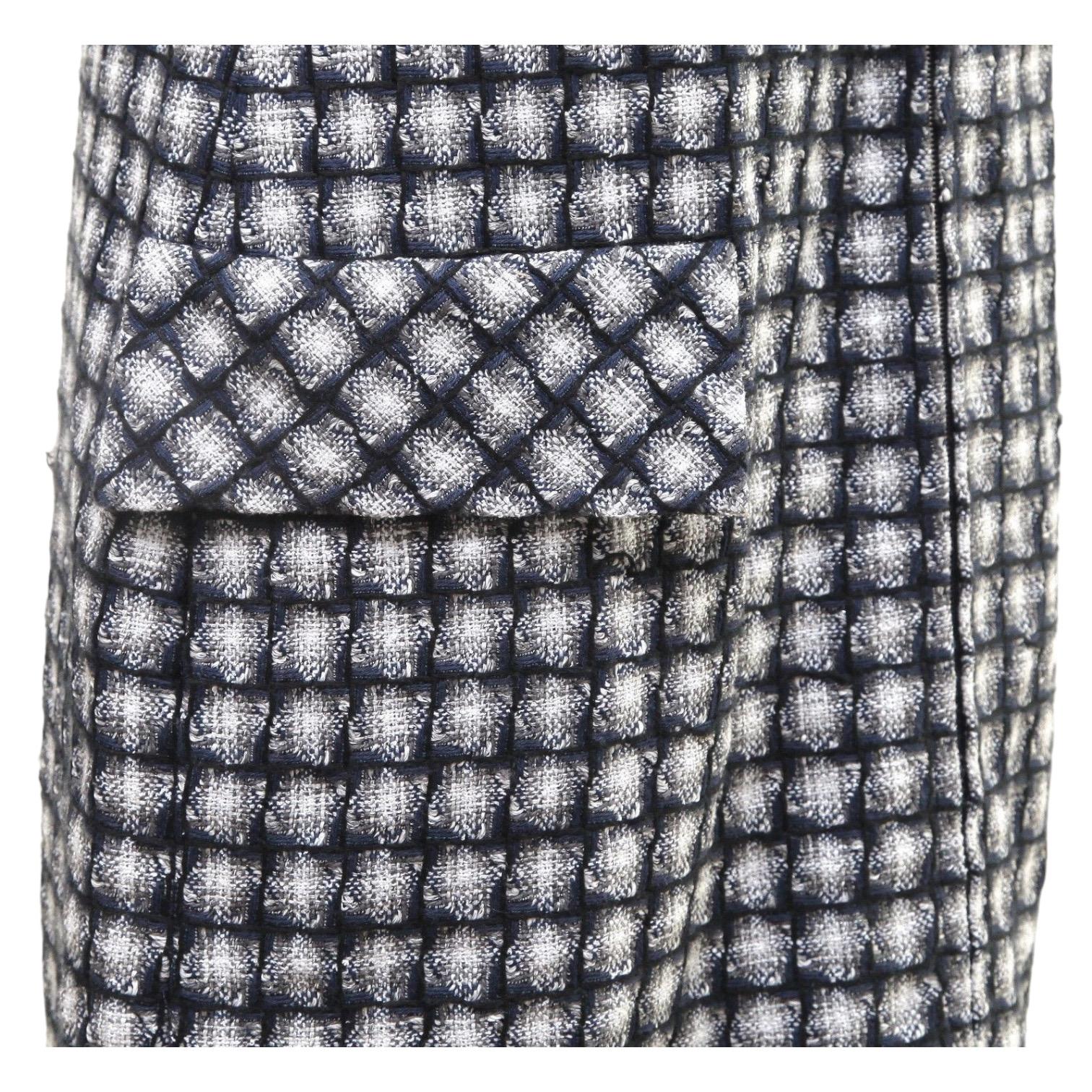 CHANEL Dress Tweed Knit Cap Sleeve Shift Zipper Multi Color Zipper Sz 40 For Sale 2
