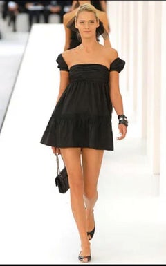 Chanel Dress with Bare Shoulders and Silk Lining