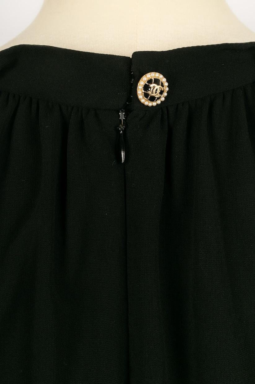 Robe Chanel avec épaules dénudées et doublure en soie en vente 5
