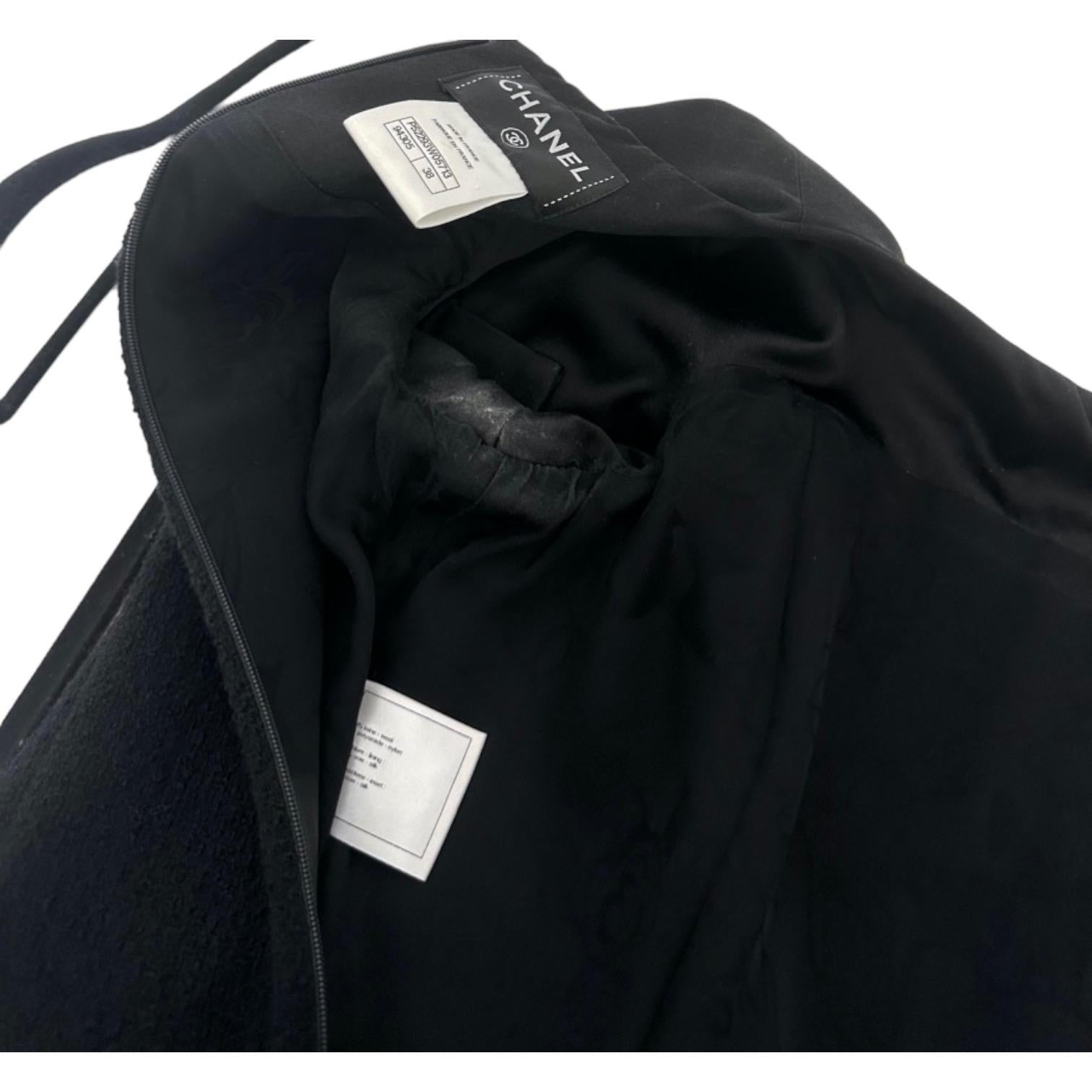CHANEL Dress Wool Blend Black Satin Shift Cap Sleeve Gripoix Sz 38 2015 For Sale 8