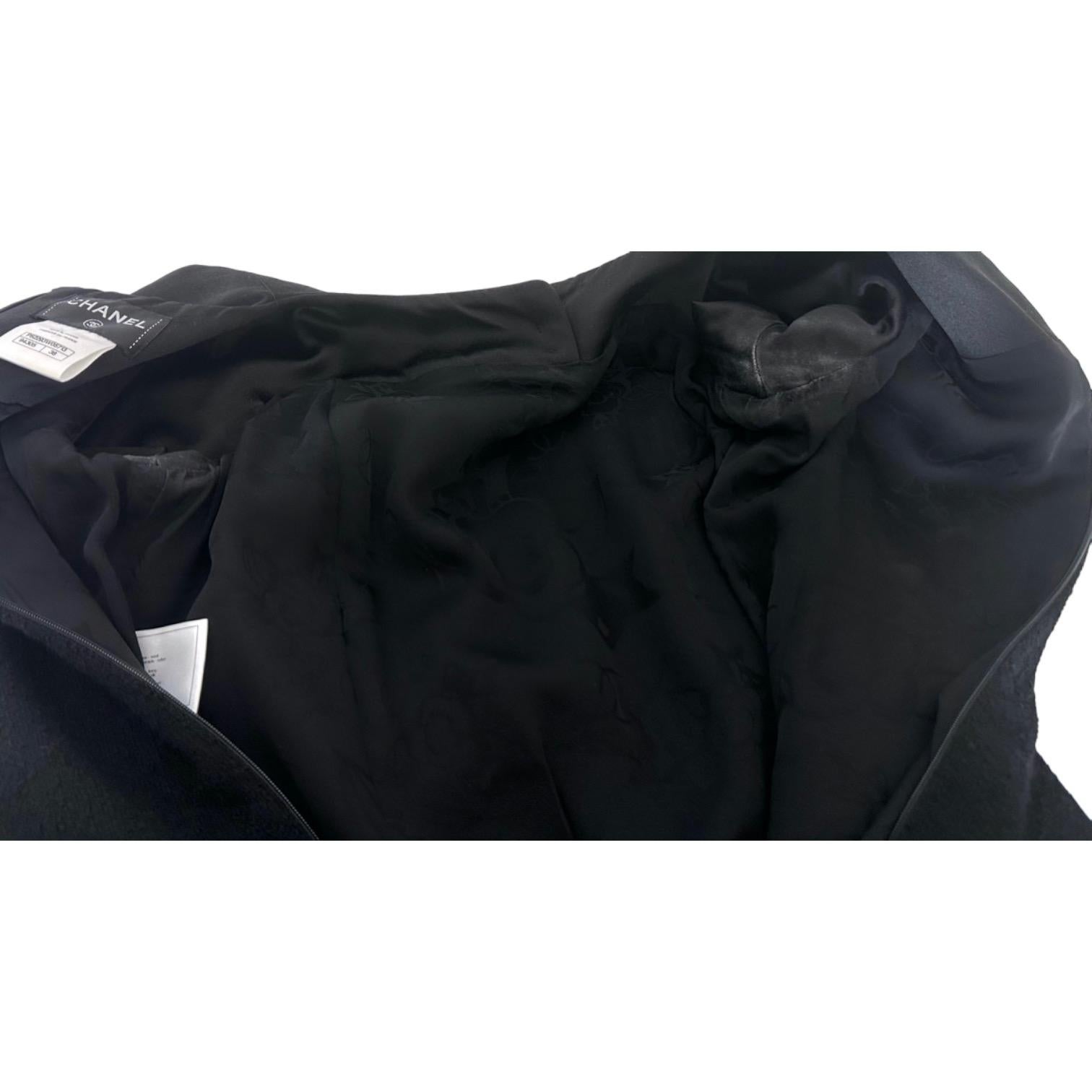 CHANEL Dress Wool Blend Black Satin Shift Cap Sleeve Gripoix Sz 38 2015 For Sale 10