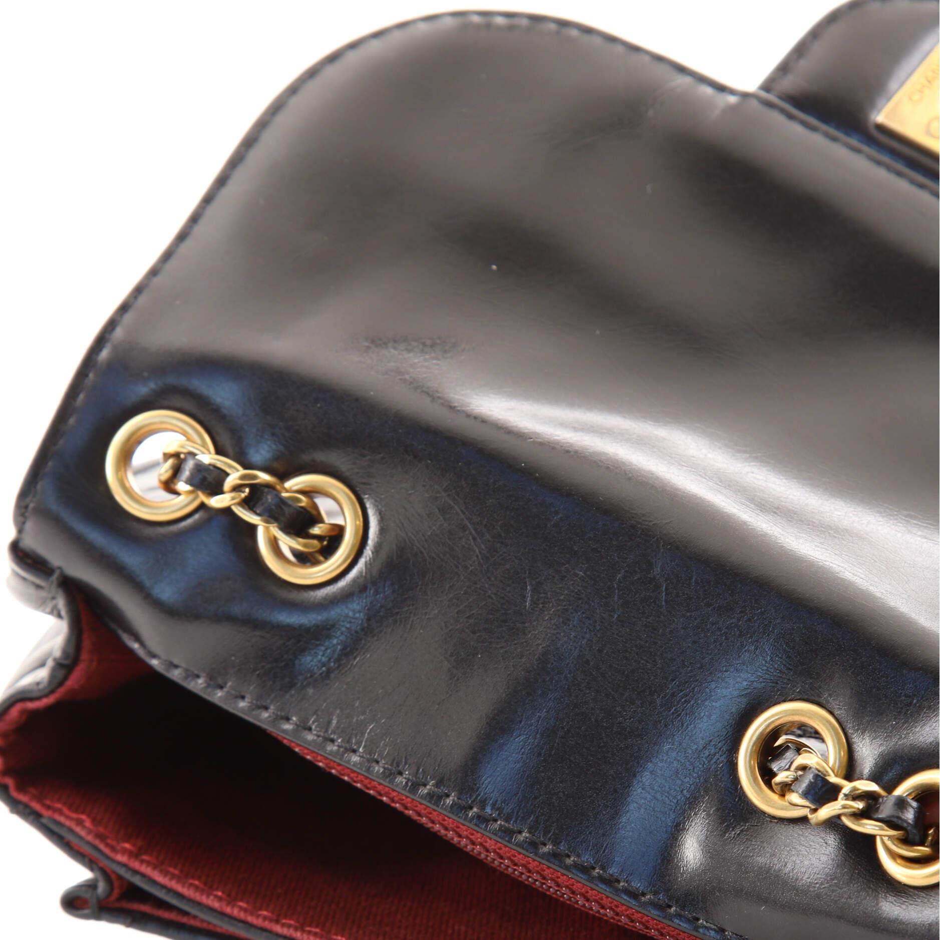 Chanel Dubai Messenger Bag Quilted Aged Calfskin Small 1