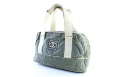 Chanel Duffle Sports Logo Cc Boston 7cr0625 Olive Nylon Weekend/Travel Bag