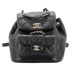 Sac à dos Chanel Duma à cordon de serrage matelassé en cuir de veau vieilli brillant petit modèle