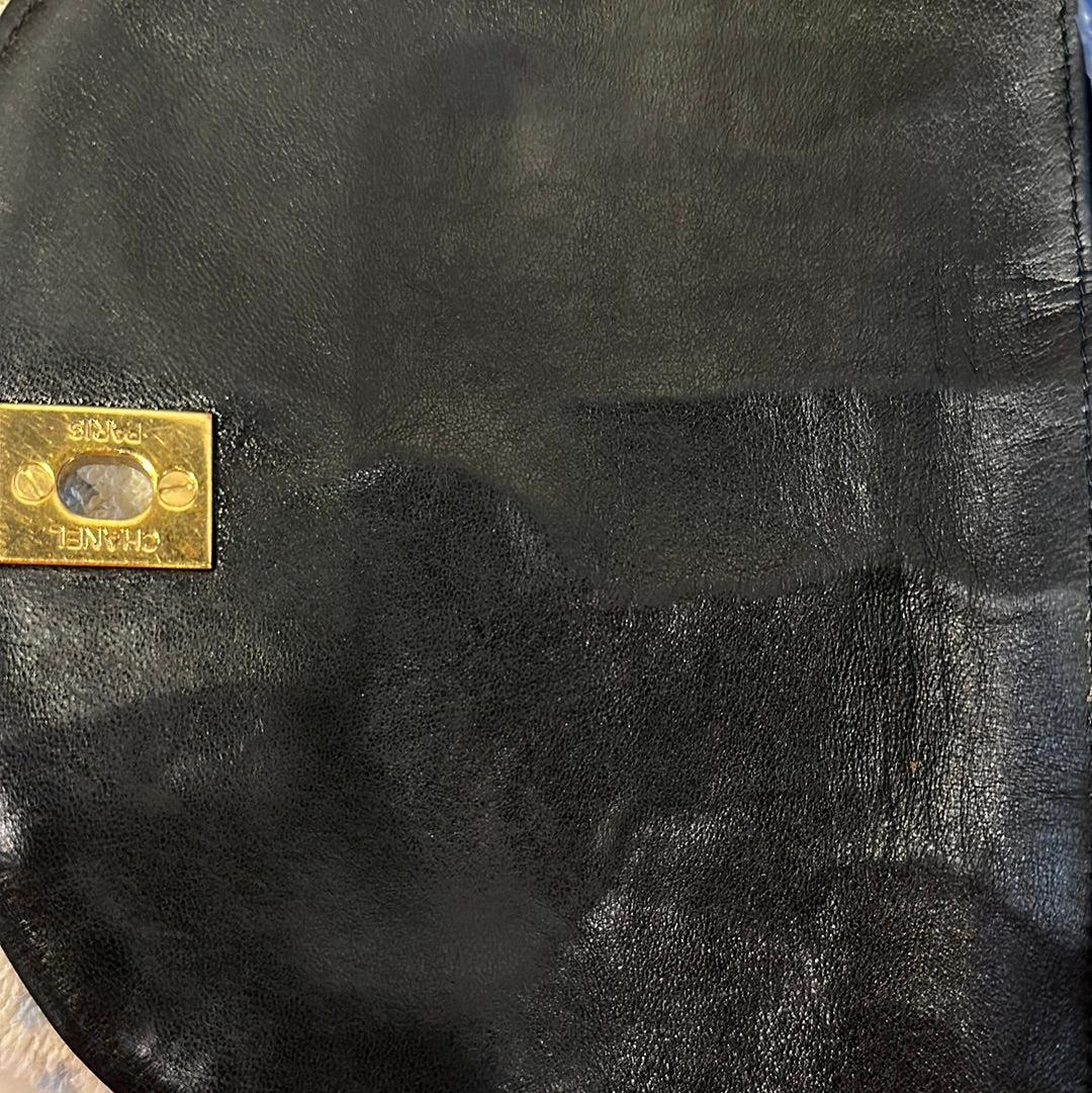 Chanel - Duma - Sac à dos en cuir d'agneau matelassé - Noir en vente 6