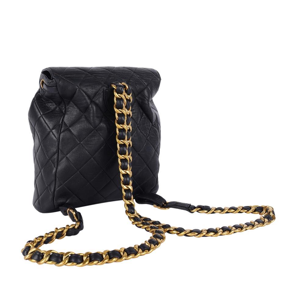 Chanel - Duma - Sac à dos en cuir d'agneau matelassé - Noir en vente 2