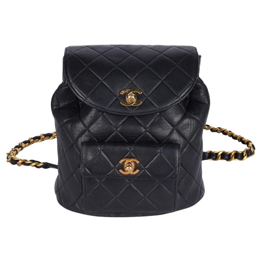 Chanel - Duma - Sac à dos en cuir d'agneau matelassé - Noir