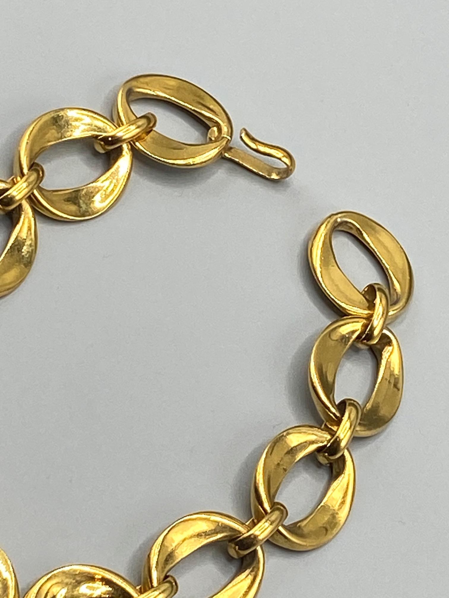 Chanel Early 1980s Large Oval Link Necklace 6