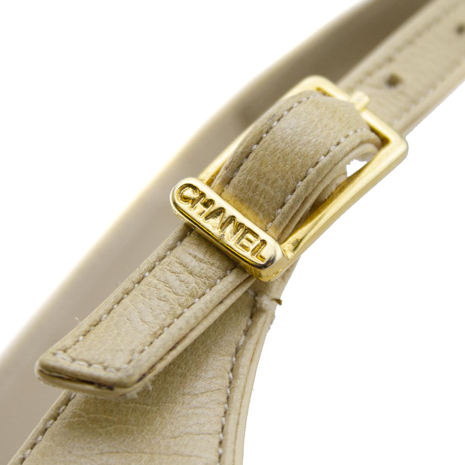 Beige Chanel, début des années 1990, escarpins beiges et noirs  en vente