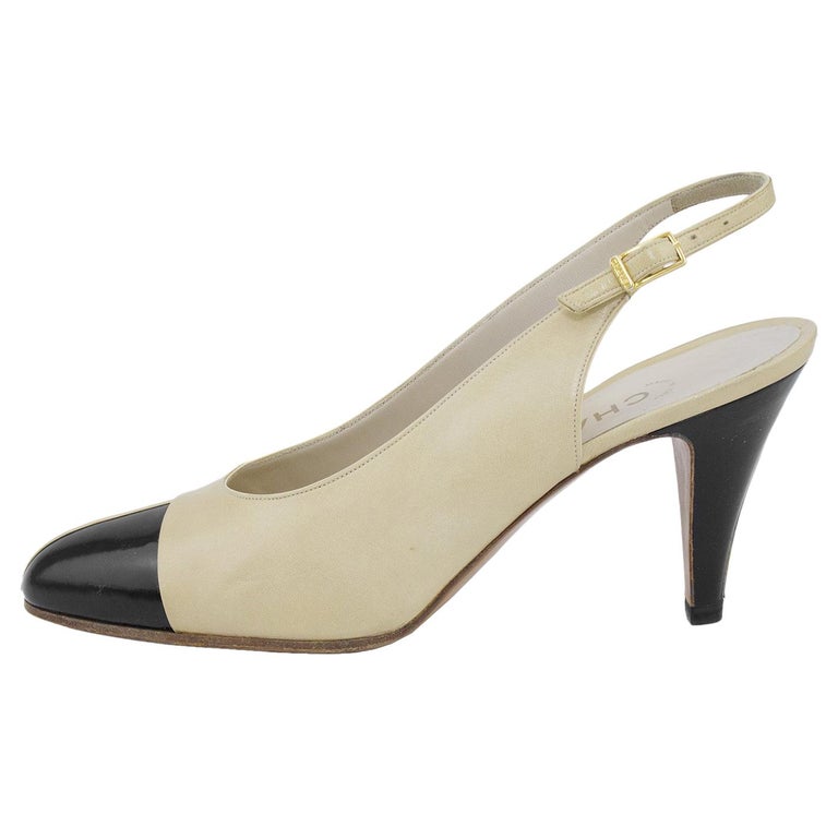 Vintage Chanel classic bone and black sling back pumps 38 at 1stDibs