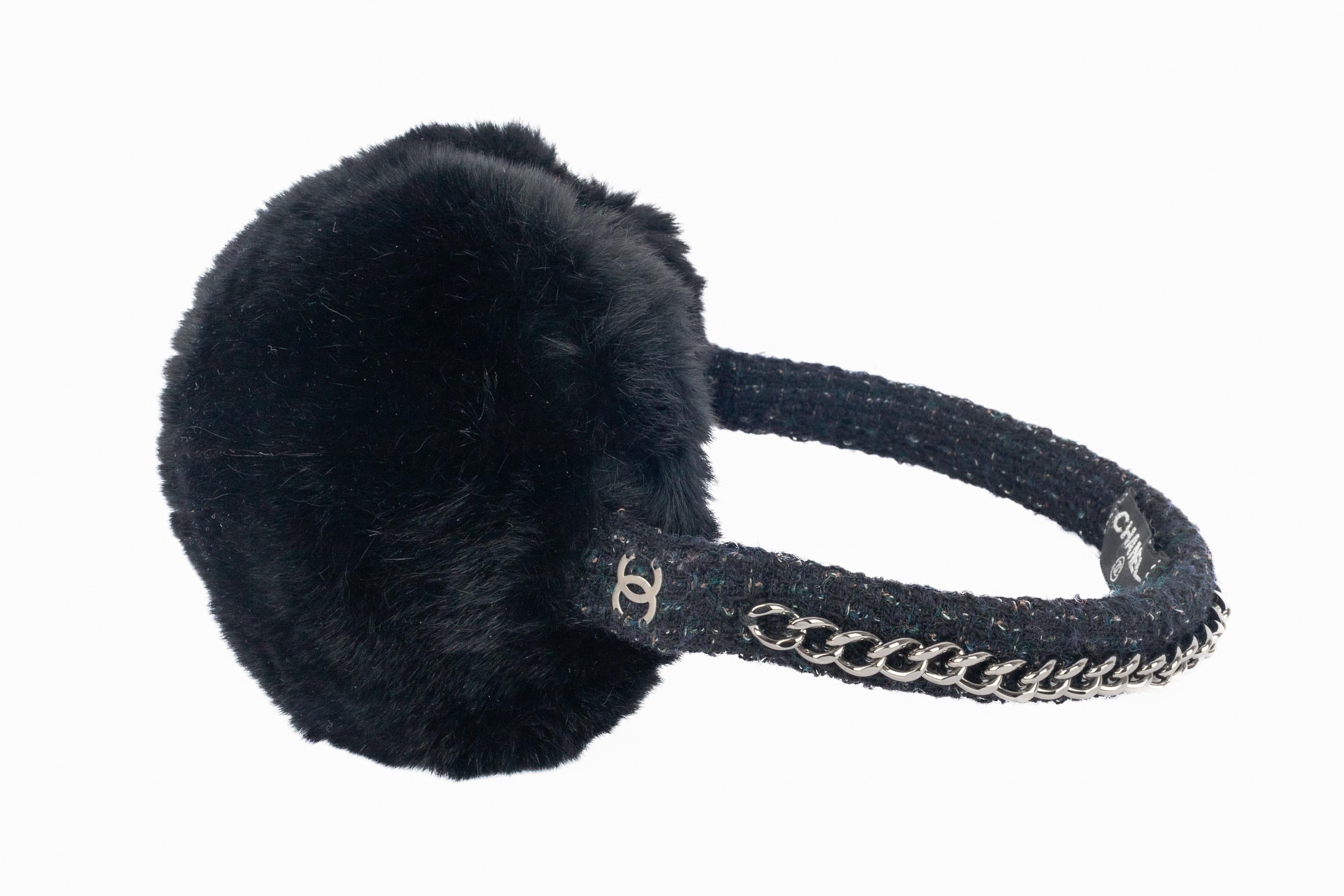 Paraorecchie Chanel anni 2000 in vendita 1