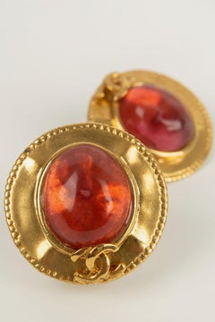 Chanel Earring Clips in Gold Metal and Glass Cabochon