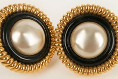 Chanel Earring Clips in Gold Metal, Black Enamel and Pearly Cabochon