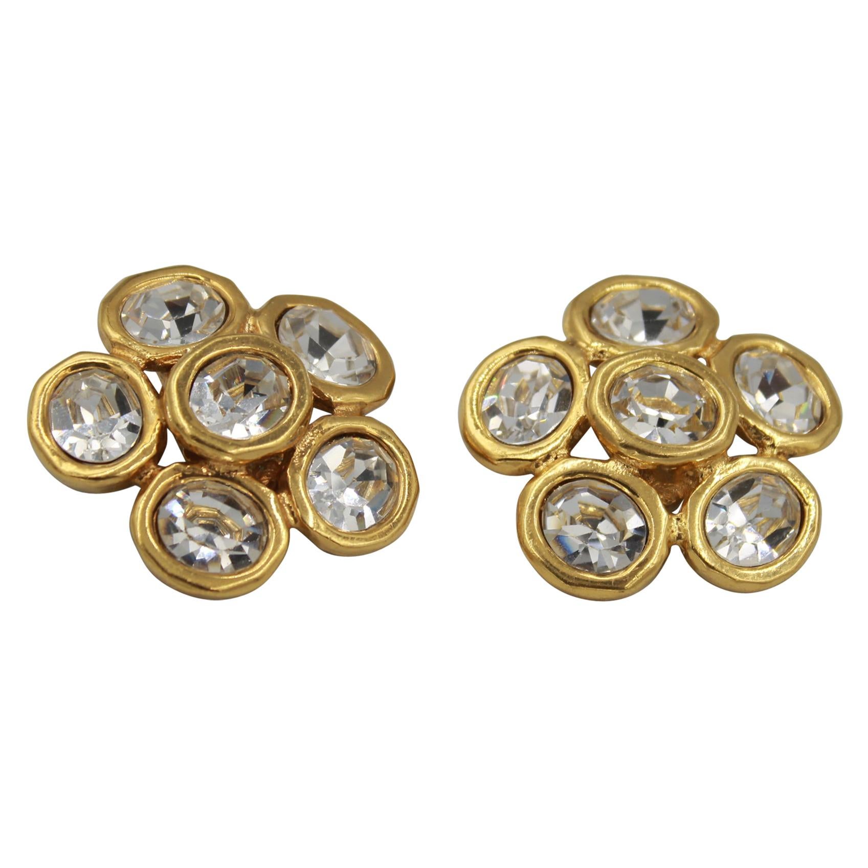 Chanel earring in gold metals and stones For Sale