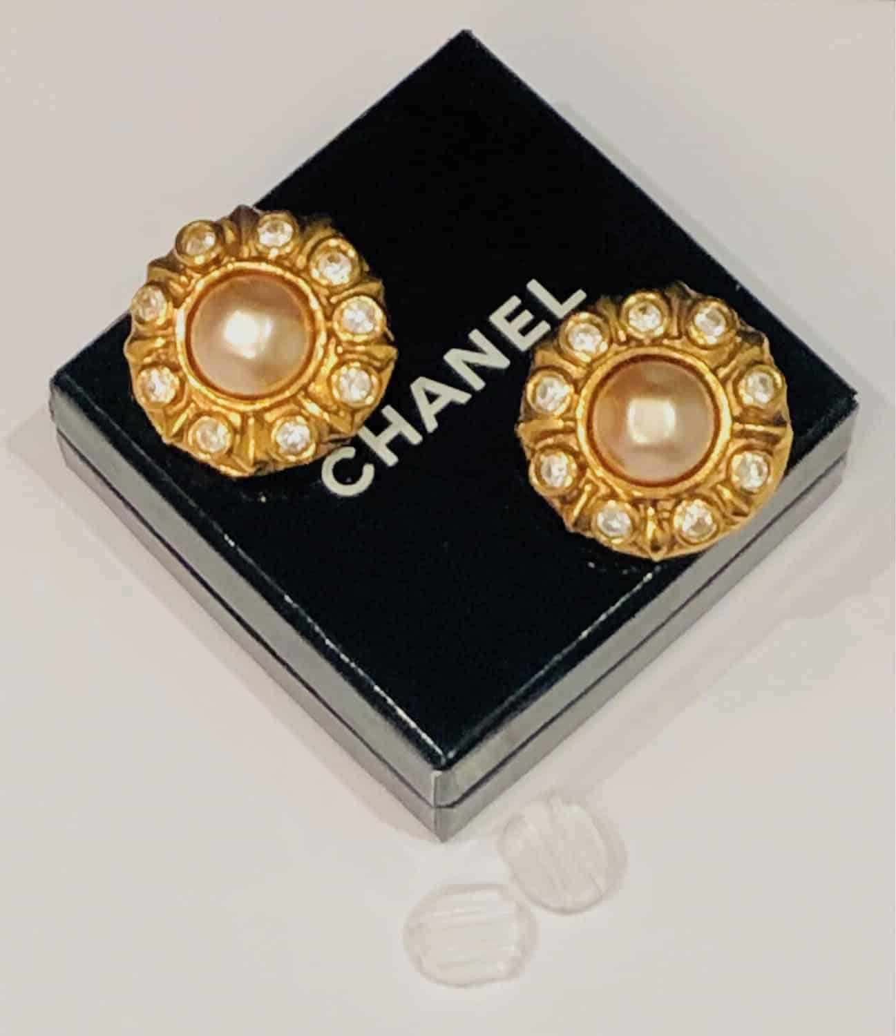 chanel earring box