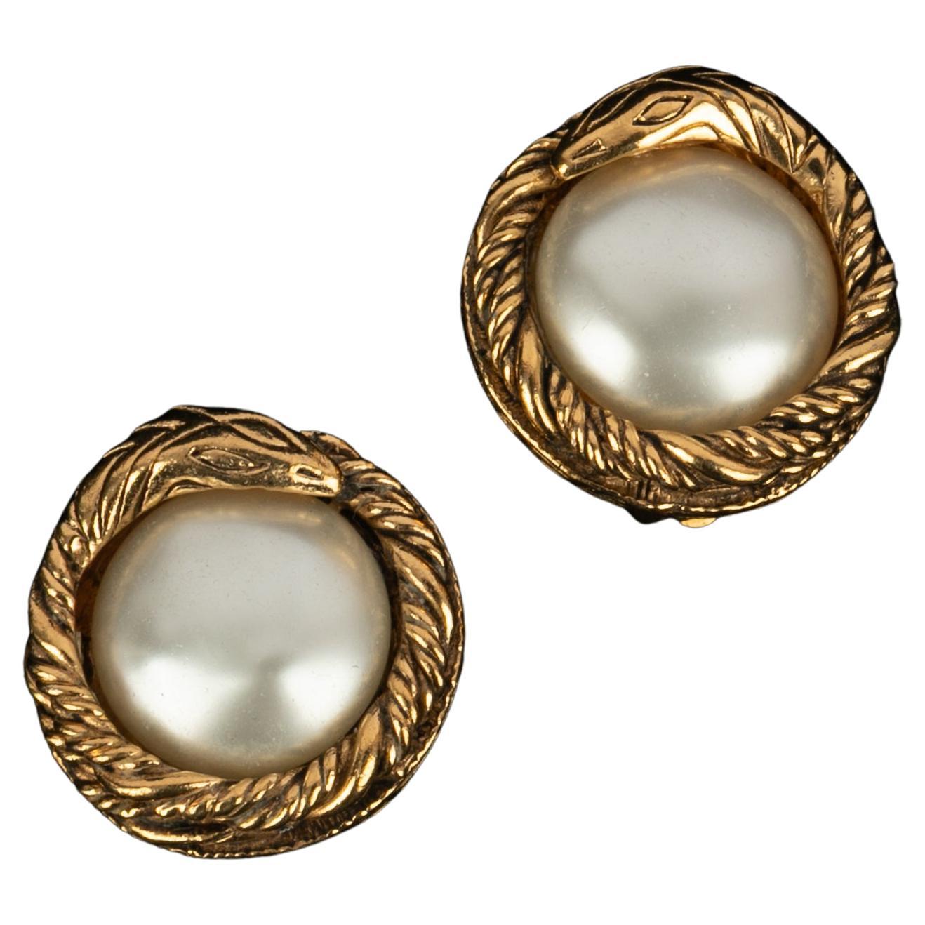 Chanel earrings 1984